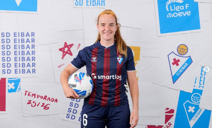 Ane Etxezarretak agur esan dio futbol profesionalari