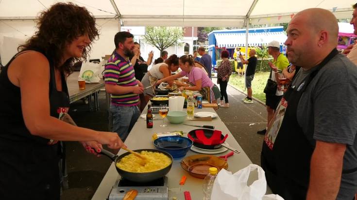 XVI. Patata Tortilla Lehiaketa jokatu zuten Otegienea auzoko festetan