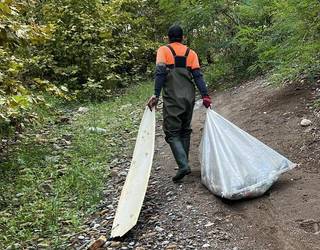 2.250 kilo zabor jaso dira Ordiziako ibaietatik