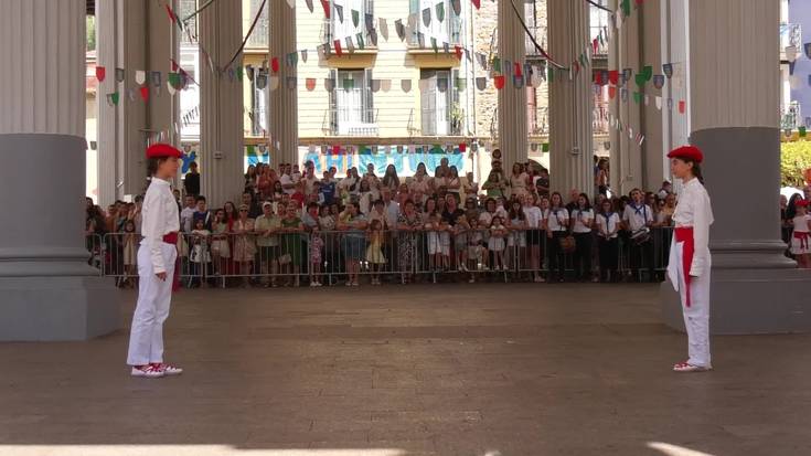 Santa Ana jaietara begira, hainbat ekitalditarako izen-ematea zabalik