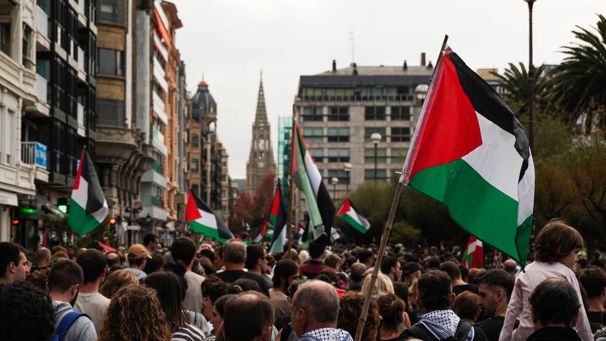 Goierri Irrati Telebistako langileok Palestinaren aldeko greba eta mobilizazioarekin bat egin dugu