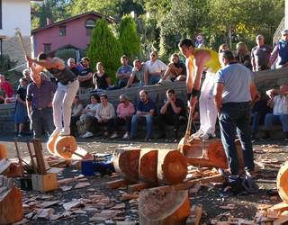 Herri kirol erakustaldiarekin amaitu zituzten festak