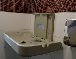 Pixoihal-aldagailuak jarri ditu Ordiziako Udalak herriko bost komun publikotan