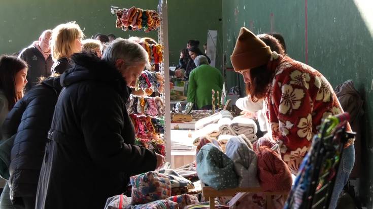 Solidaritateak batu zituen herritarrak Legorretako Elkartasun Azokan