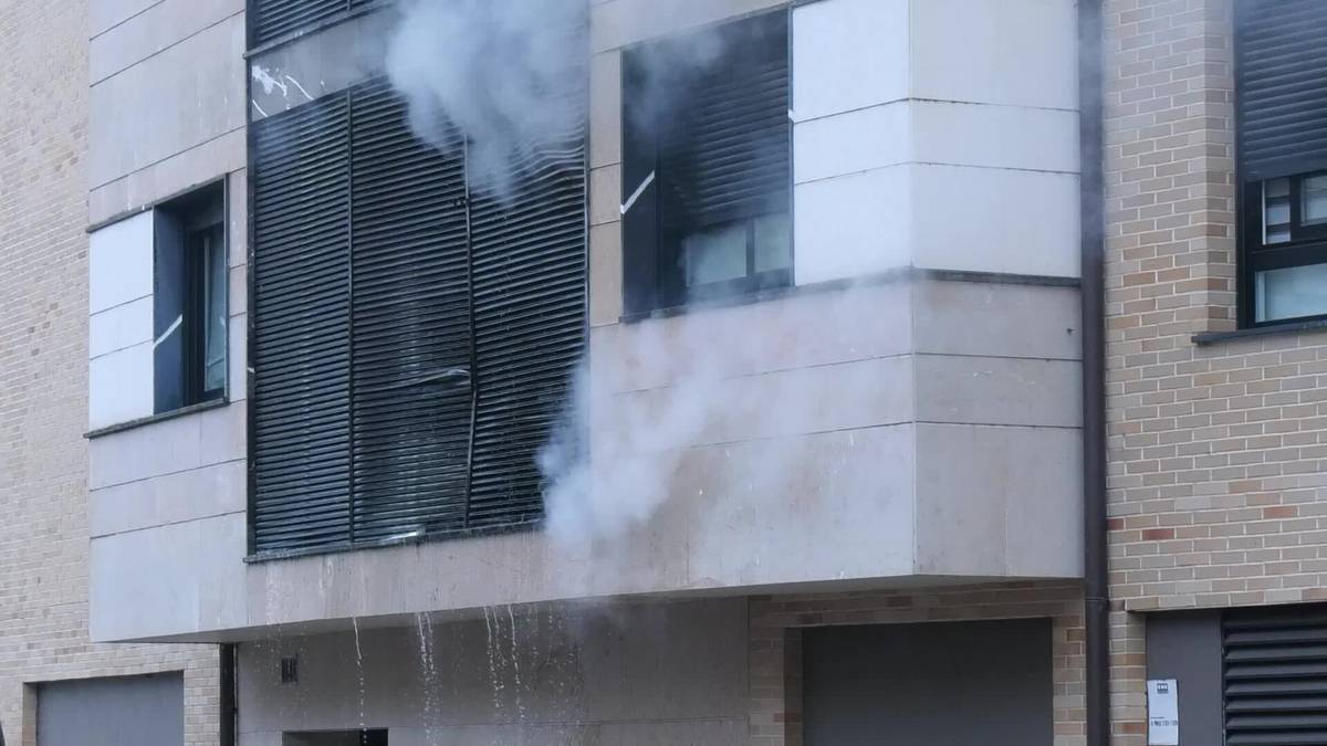 Larunbatean etxebizitza batean sutea eragin zuen emakumea atxilotu du Ertzaintzak