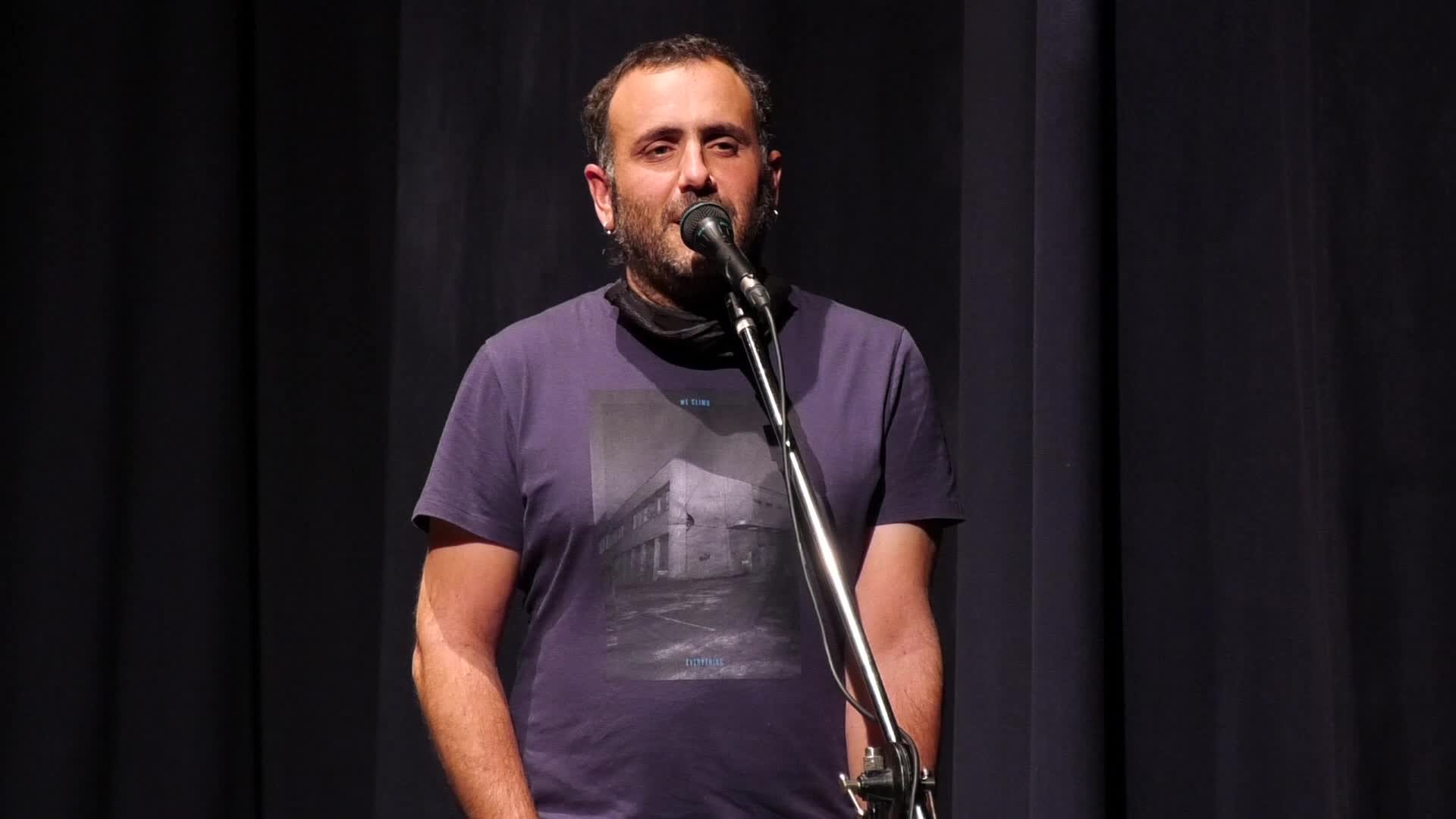 Aitor Sarriegik egindako "Izendun sobreak" podcasta Bertsolari aldizkarian