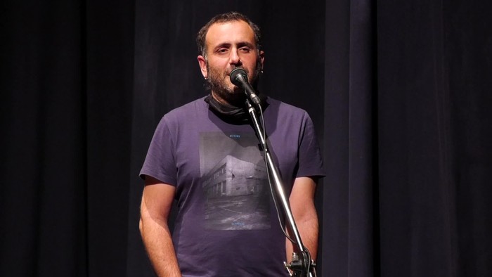 Aitor Sarriegik egindako "Izendun sobreak" podcasta Bertsolari aldizkarian