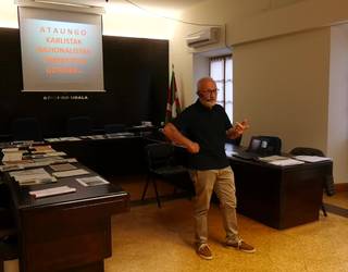 Jexux Aizpuruak eskainitako hitzaldiak hasiera eman dio memoria historikoaren zikloari