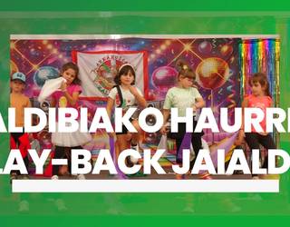 Zaldibiako haurrek play-back jaialdia egin zuten festetan