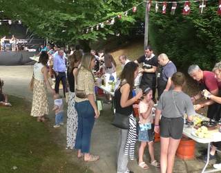 Giro ederra izan da Aztiriako Santa Marina festetan