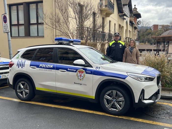 Beasaingo Udalak ibilgailu elektriko hibridoengan apustu egiten du