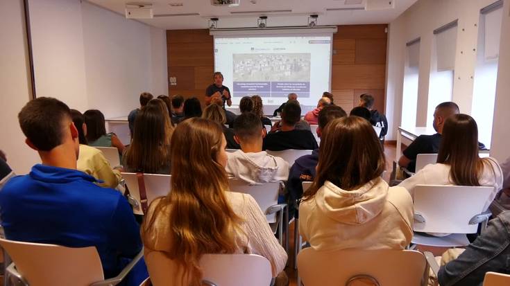 Udalak etxebizitza beharren azterketaren emaitzak aurkeztu dizkie herritarrei