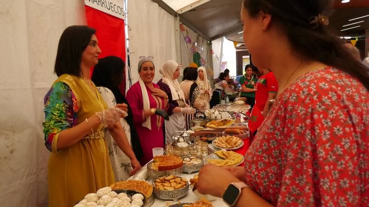 Bederatzi herrialdetako zaporeak eta kulturak elkartu dira Kulturarteko Festan