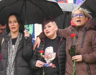 "Laino ilunak daude mundu osoan zehar, baina Erramunek argitzen digu bidea eta guk bide horretan segituko dugu"