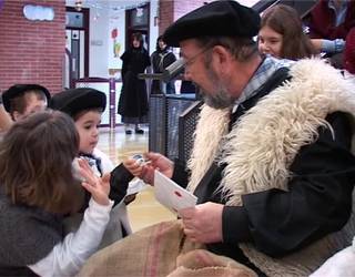 Olentzero Jakintza Ikastolan [2012-12-24]