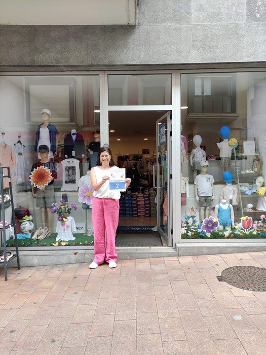 MIRENTXU Moda Infantil-ek bigarren saria eta 200 euroko erosketa-balea jaso ditu Erakusleiho Lehiaketan