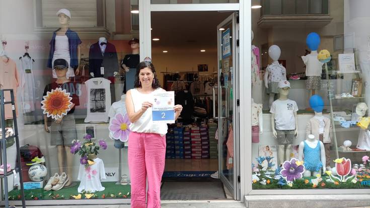 MIRENTXU Moda Infantil-ek bigarren saria eta 200 euroko erosketa-balea jaso ditu Erakusleiho Lehiaketan