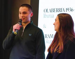 “Eraman zutela” dokumentalaren zabalkundeak aitortza ugari ekarri dizkio