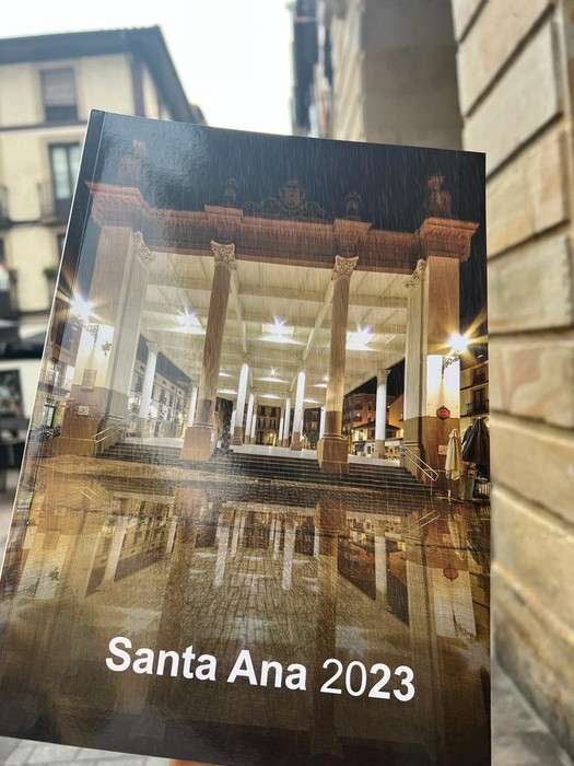 Salgai dago aurtengo Santa Ana aldizkaria