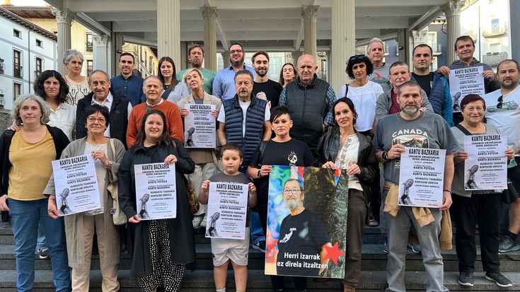 Erramun Amundarain omenduko dute urriaren 31n, kantu poteo eta bazkari batekin