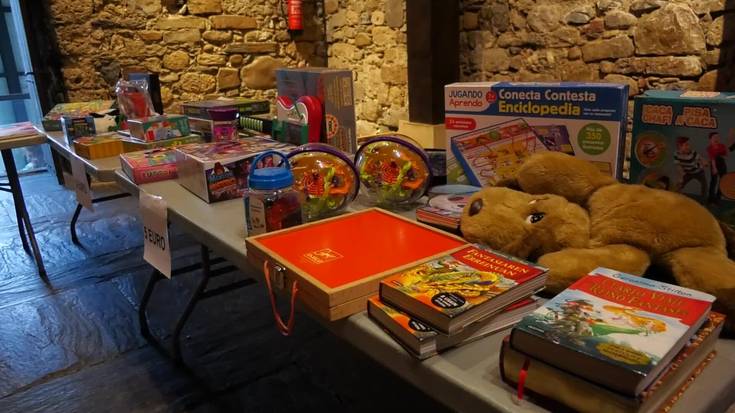 Palestina eta Seaskaren aldeko Jakintza Ikastolaren merkatu txikia Barrenan