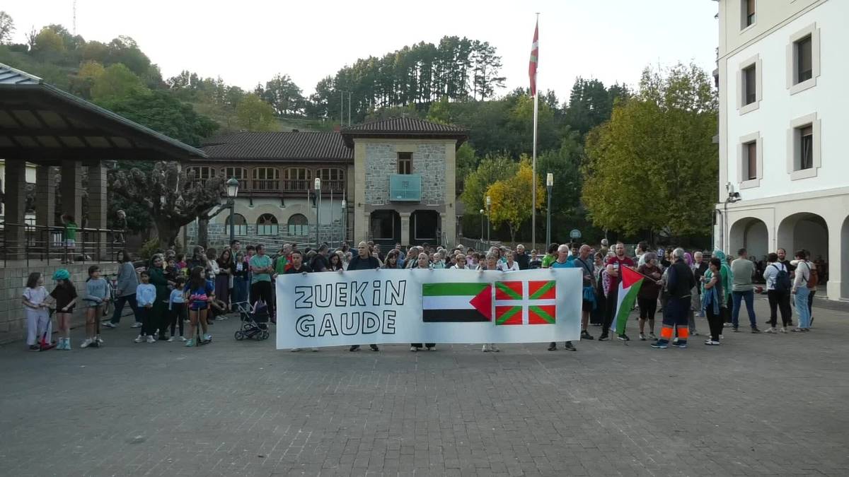 Palestinaren aurkako genozidioa salatu zuten atzo Goierriko hainbat herritan