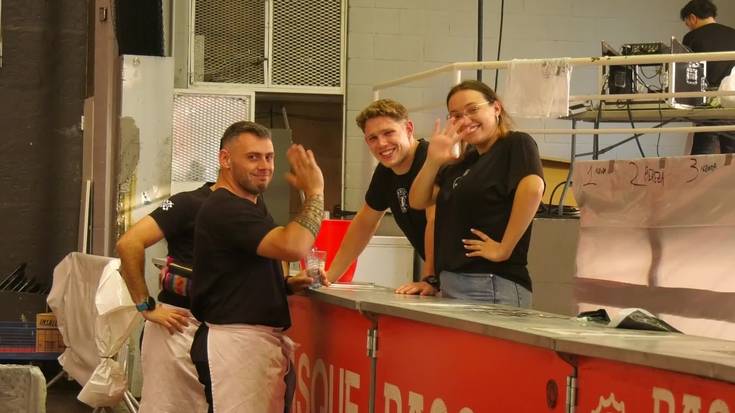 Asteburuko plan bikaina izan da Ordizia Rugby Elkartearen garagardo azoka