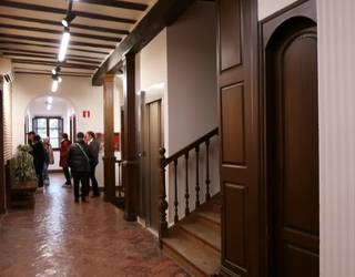 Lardizabal jauregi eraberritua bisitatzeko aukera izan dute segurarrek