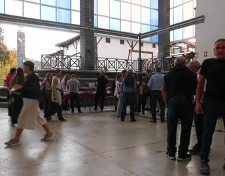 Sagardoaren bueltan bildu ziren altzagarrak igandean