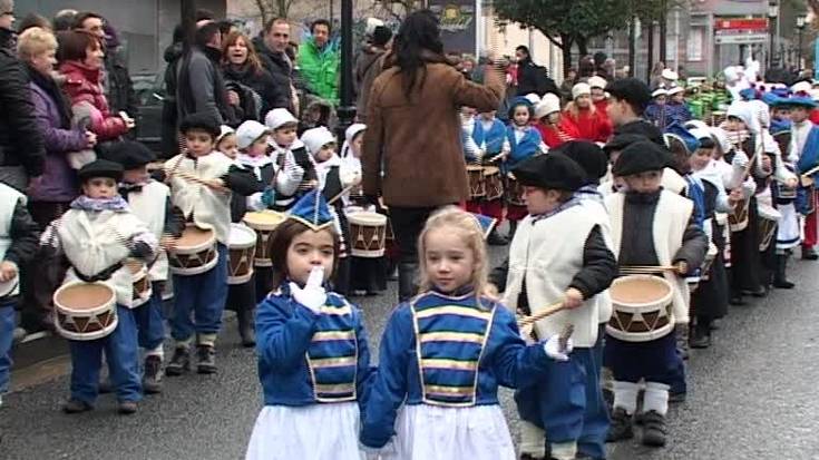 Idiazabalgo festetako umeen danborrada