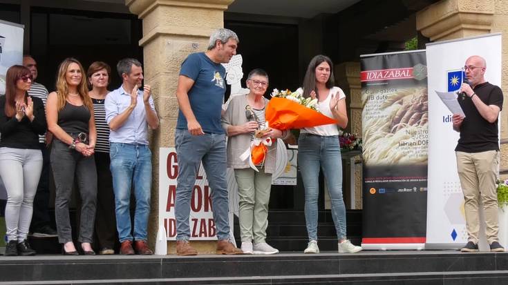 Amelia Jauregi gabiriarra omendu dute aurtengo Gazta Azoka jendetsuan