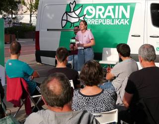 Europan dituen erronkak azaldu zituen EH Bilduk Erauskin plazan