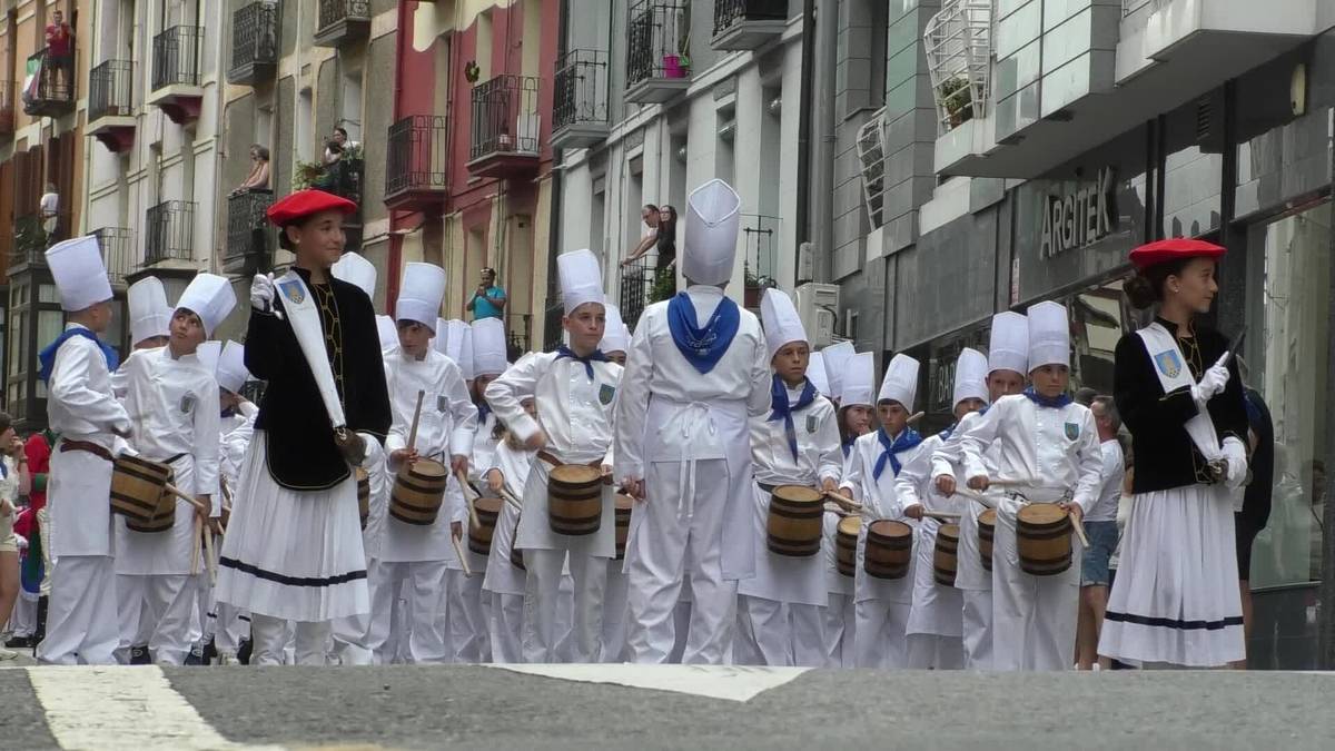 Ordiziako haurren danborrada