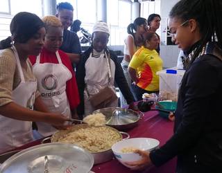 Astelehenean hasiko dira Kulturen Arteko Topaketaren baitan antolatutako ekintzak