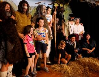 Mito eta ipuin zaharren lekuko izan dira goierritarrak ‘Marimunduko’-rekin