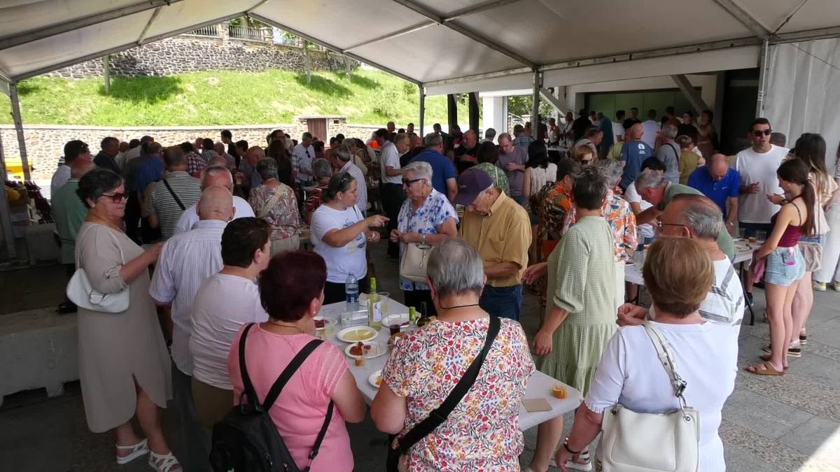 San Joan Eguneko hamaiketakoa, urteroko hitzordu galezina olaberritarrentzat