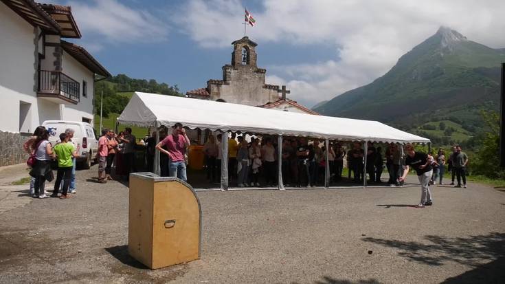 Egun ederra pasa zuten, giro paregabean, Saturdiko festetan