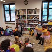 Haur eta familien arteko ipuin kontaketa