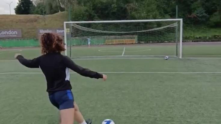 Urnietako futbolariak abilezia jokoan
