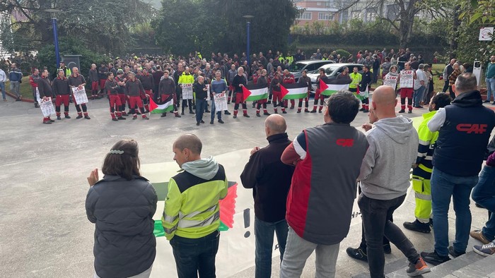 Palestinaren aldeko lanuztea egin dute CAFeko langileek.