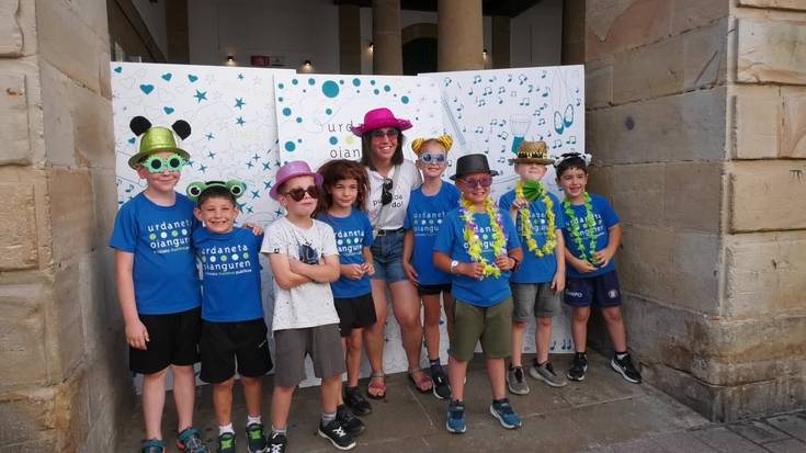 Festa giroan amaitu du ikasturtea Ordiziako Euskal Eskola Publikoak