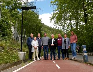 Eguzki-energiaz hornitua, Legorreta eta Itsasondo arteko bidegorriaren argiztapen berria martxan