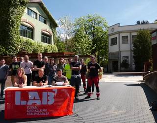 CAF talde osoko lan baldintzak bateratzea eskatu dio LABek zuzendaritzari