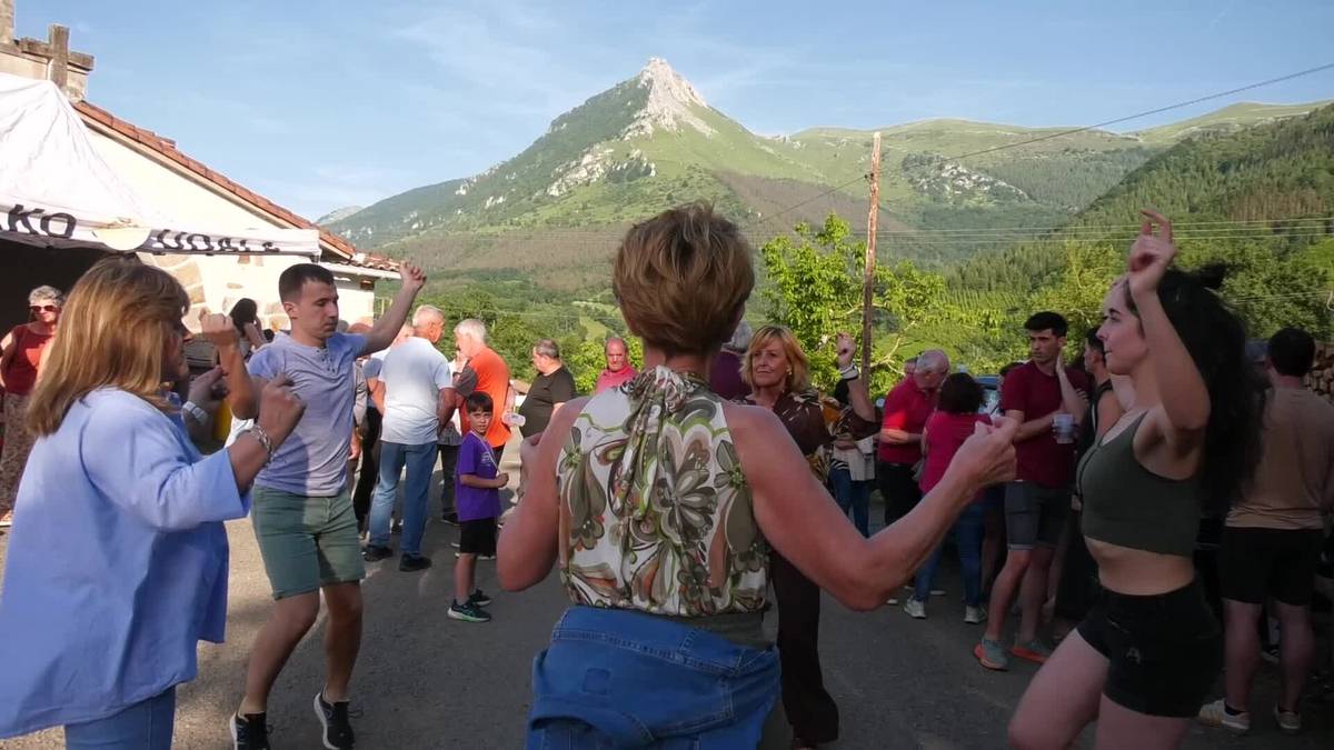 Egun ederra pasa zuten Saturdiko festetan