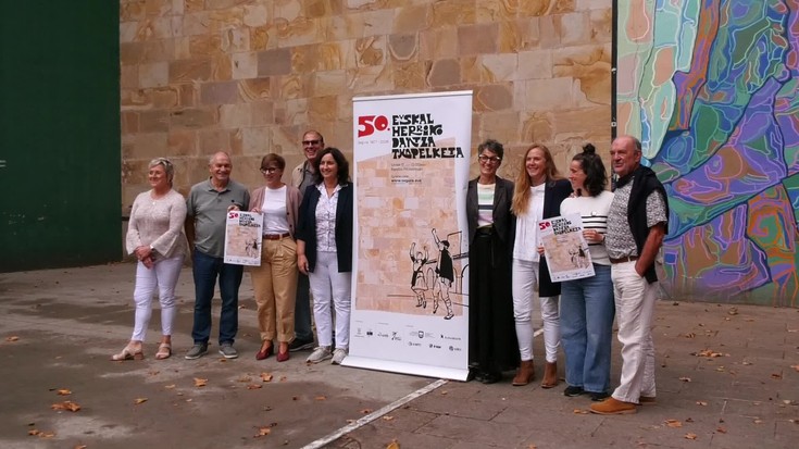 Dantza munduaren festa izan nahi du Euskal Herriko Dantza Txapelketaren 50. edizioak