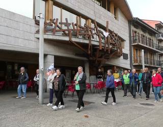 Hasi da Pikuak Kalera ekimenaren ikasturte berria, adineko pertsonen ariketa fisikoa eta sozializaioa helburu