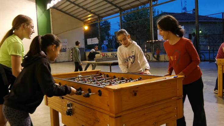 Zerainen ginkana egin zuten larubatean