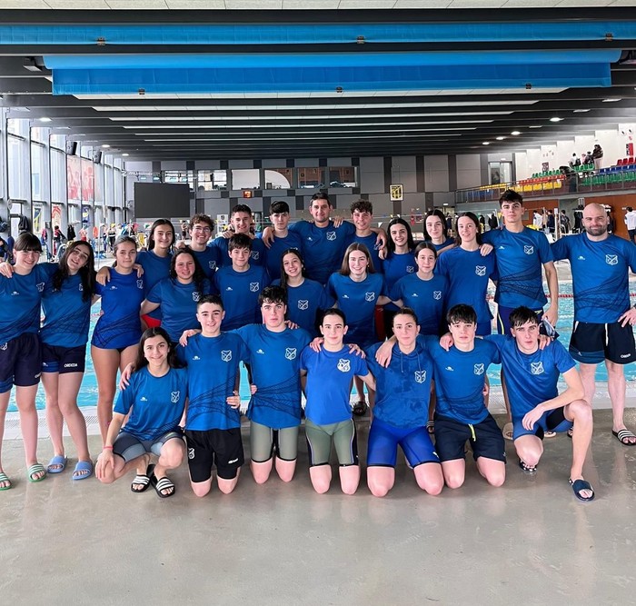 EMAITZA BIKAINAK ASTEBURUAN JOKATUTAKO GIPUZKOAKO NEGUKO TXAPELKETAN