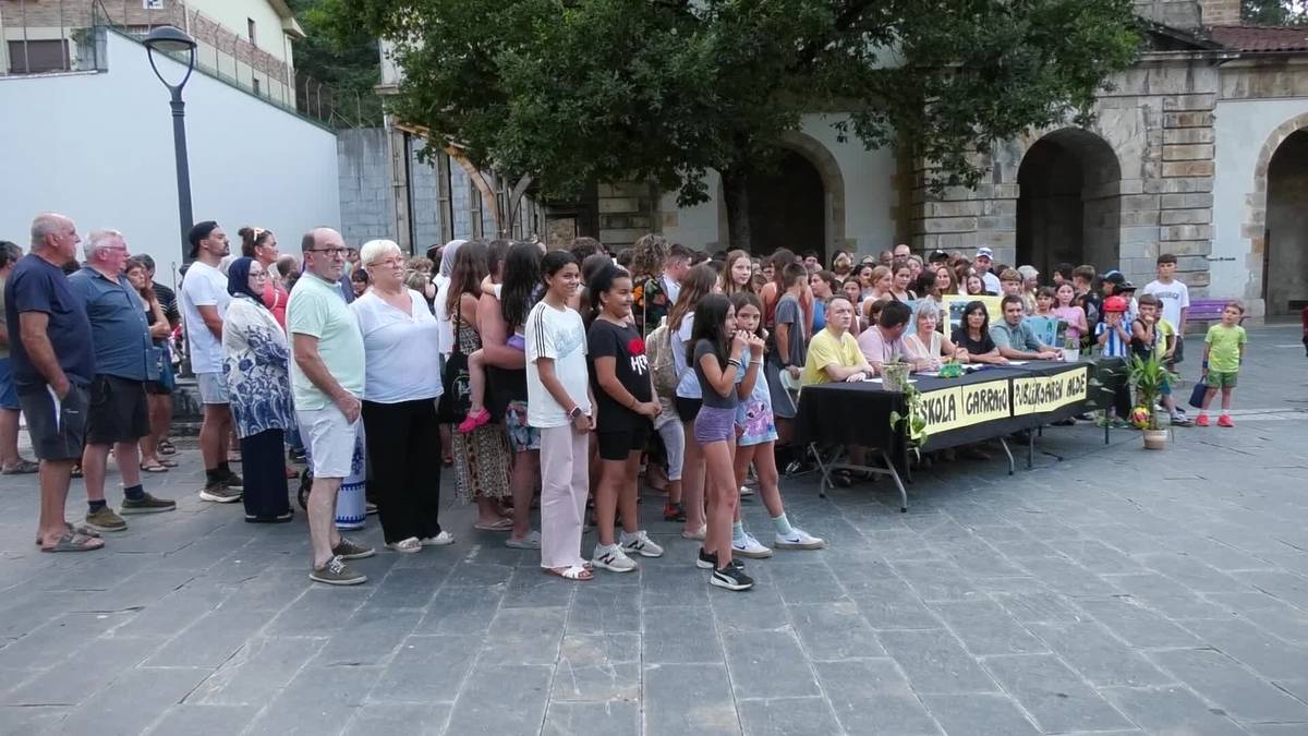 Zaldibiako DBH 3 eta 4ko ikasleek insitututik itzultzeko bakarrik izango dute eskola garraioa