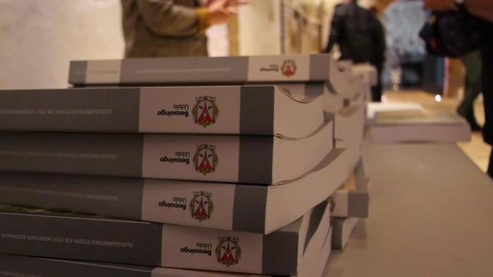 BEASAINGO PAPERAK bildumaren 31. zenbakiaren aurkezpena "Beasaingo San Migel Klinika"